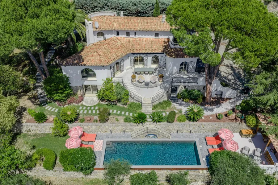 Mougins - Villa provençale rénovée avec vue panoramique jusqu'à l'Estérel