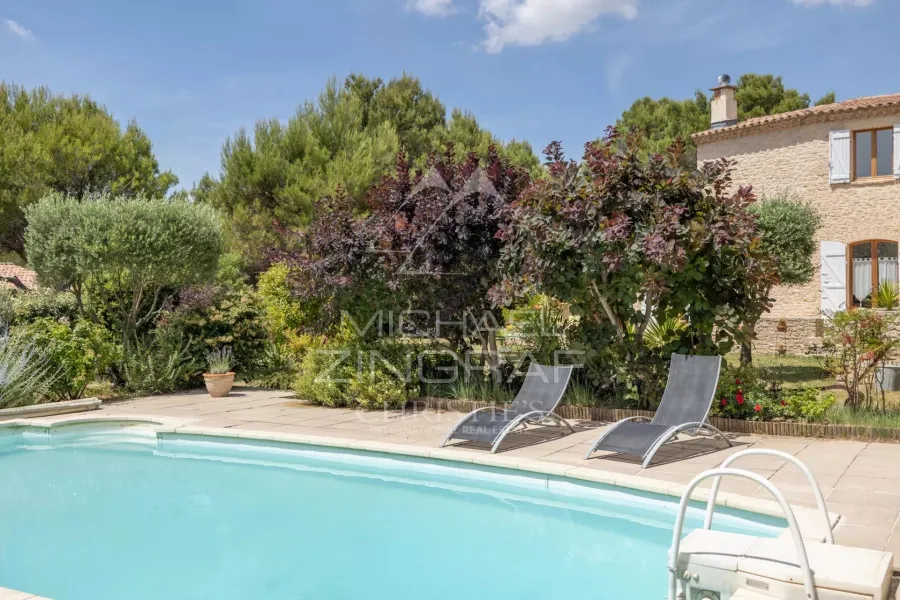 Exclusivité - Charmante maison provençale en pierre avec piscine au cœur du Luberon - 2