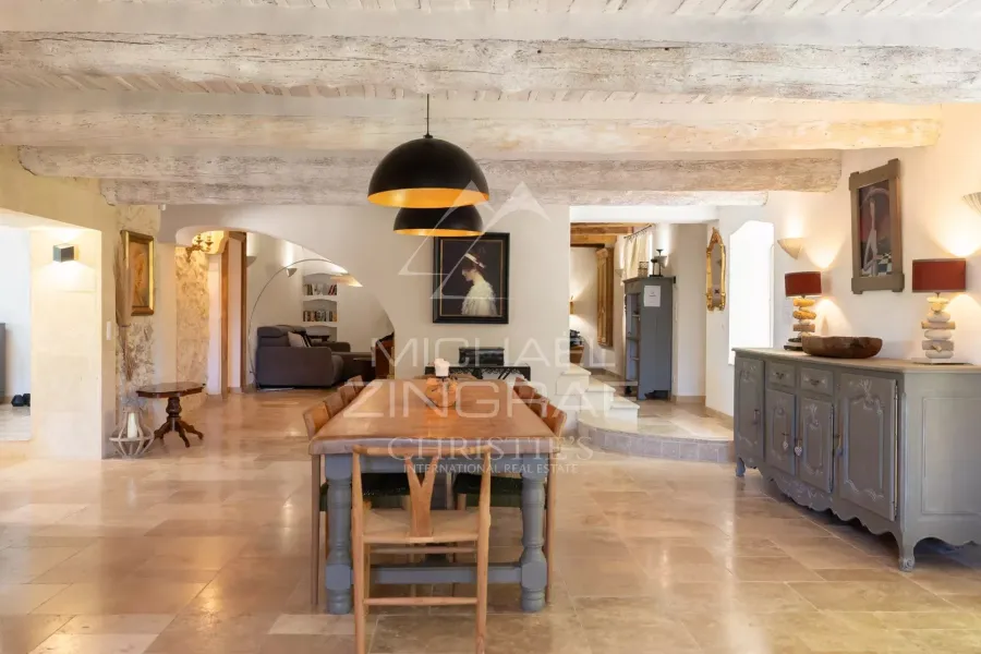 Exklusiv – Wunderschönes Steinhaus mit Pool und Tennisplatz zwischen L'Isle-sur-la-Sorgue und Cavaillon - 5