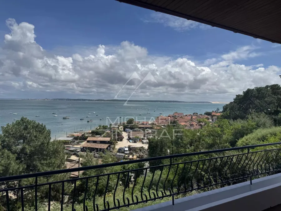 Villa avec une vue exceptionnelle dans le mythique village de l'Herbe au Cap Ferret