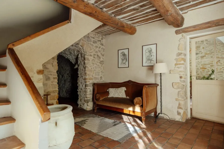 Propriété d'Exception Aux Portes d'Aix-en-Provence : Magnanerie du XVIIIe Rénovée - 8