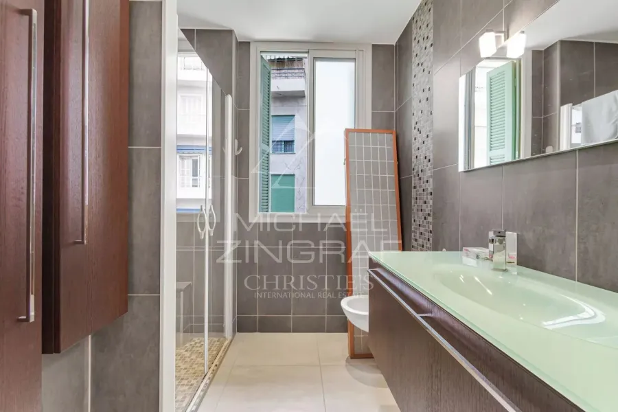 Exclusivité – Grand 2 pièces avec terrasse et balcon – Gambetta / Fleurs - 7