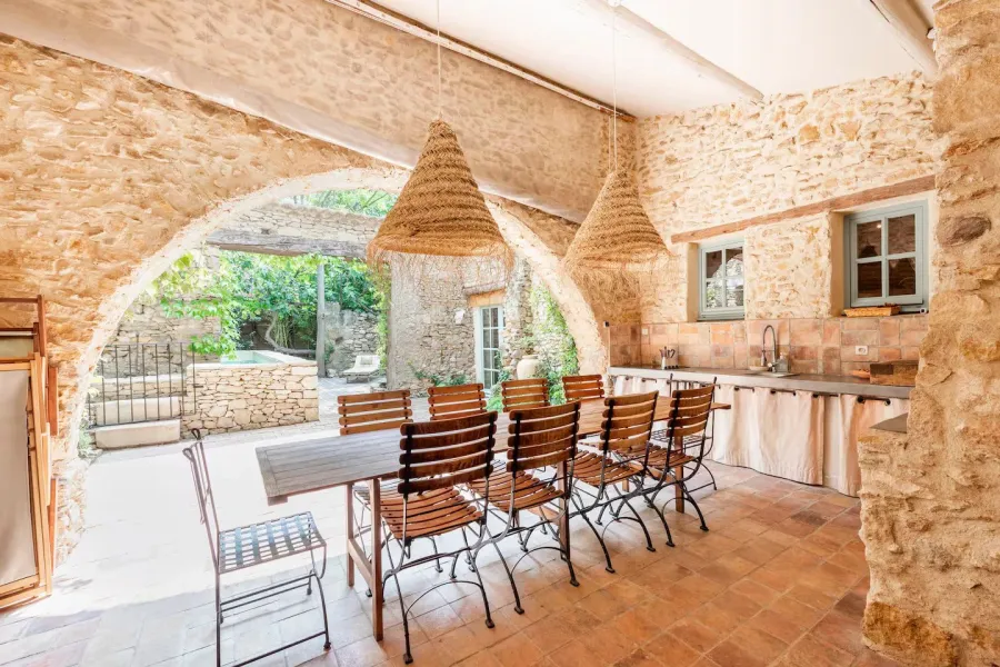Propriété d'Exception Aux Portes d'Aix-en-Provence : Magnanerie du XVIIIe Rénovée - 9