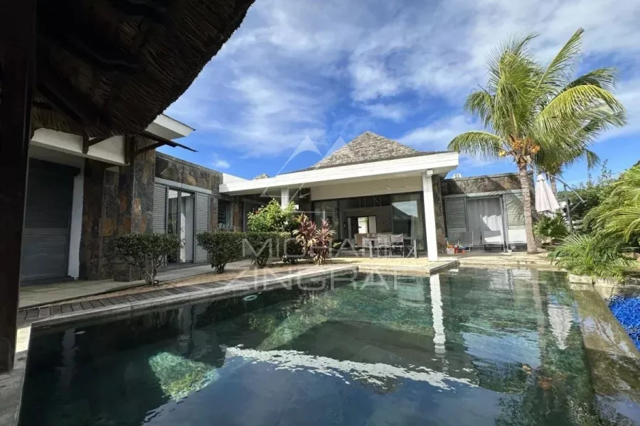 Villa de Prestige au Cœur d'une Résidence Sécurisée – Grand Baie