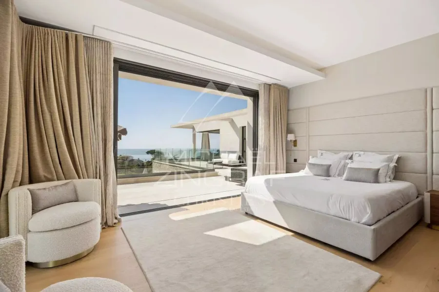 Super-Cannes – Superbe  contemporaine avec vue mer panoramique – Domaine privé - 8