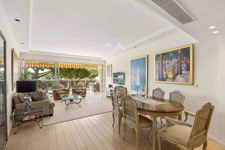 Cap d’Antibes – Une adresse d’exception à deux pas de la mer - 5