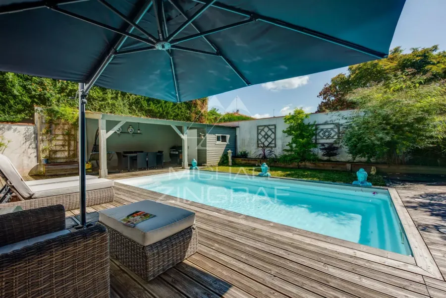 Appartement T4 lumineux avec piscine privative