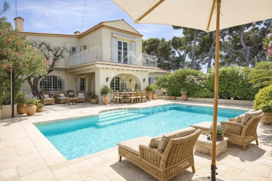Cap d’Antibes – Élégante villa au calme absolu, à quelques pas des plages de la Garoupe - 2
