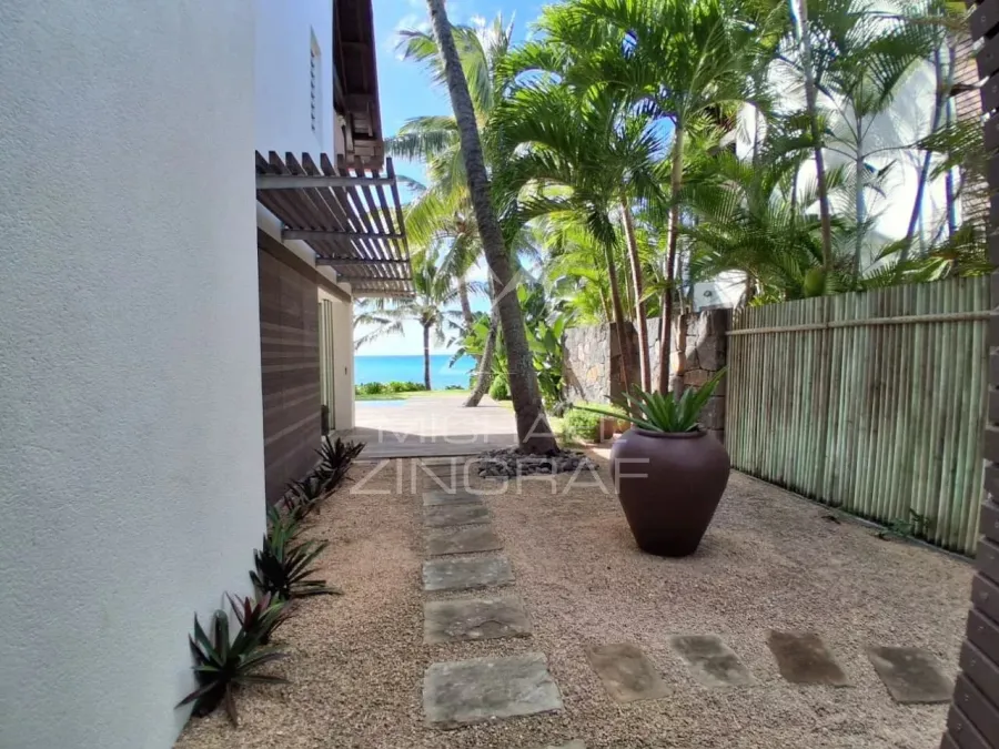 Ile Maurice - Opportunité rare : Villa de luxe Pied dans l'eau  proche Grand Baie - Pointe aux Canonniers - 6
