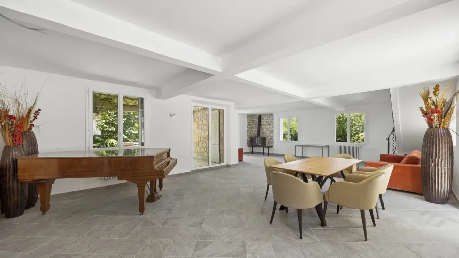 Proche Cannes Ouest – Authentique maison en pierre sur plus de 1,3 hectare - 5