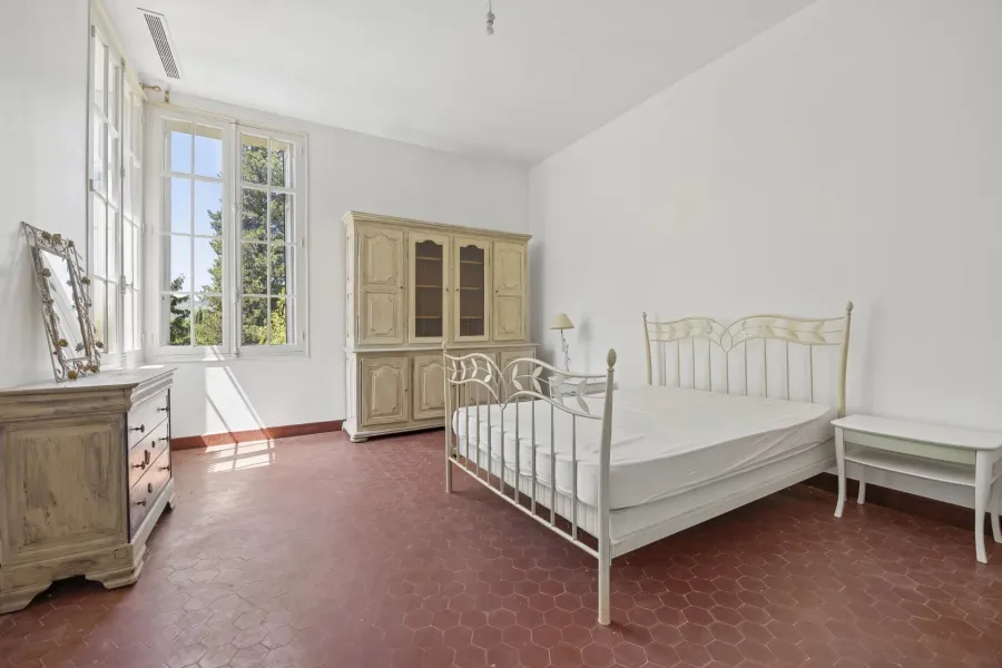Proche Cannes Ouest – Authentique maison en pierre sur plus de 1,3 hectare - 7