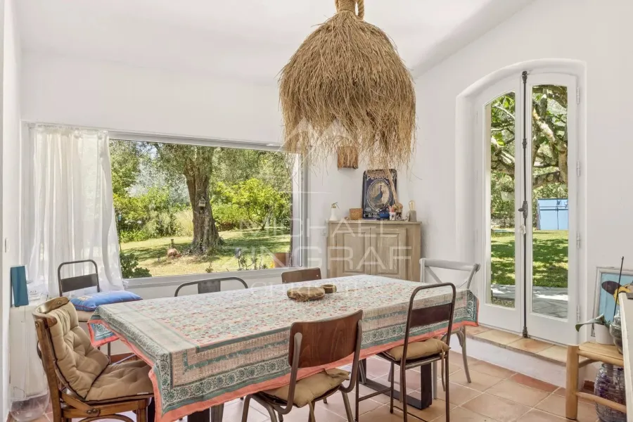 Élégante villa provençale à quelques pas du village de Tourrettes-sur-Loup - 8