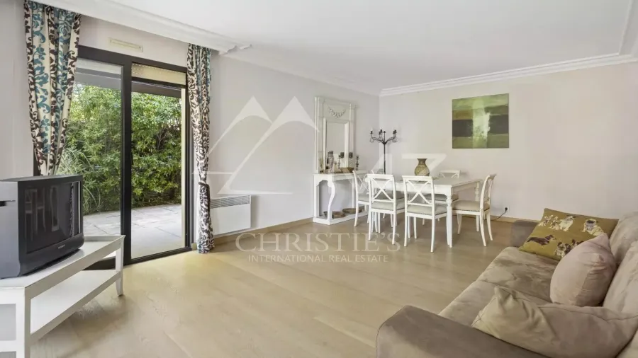 Quartier Montrose, appartement de 3 pièces avec jardin de 148m2 - 3