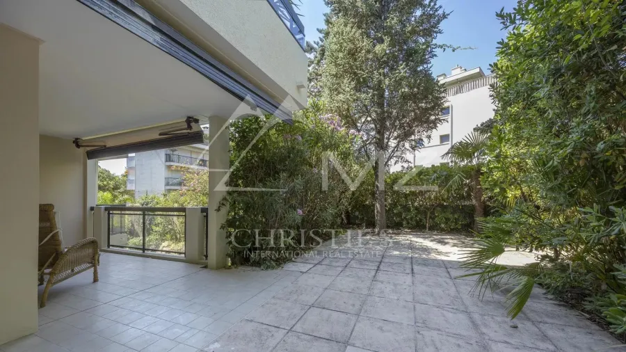 Quartier Montrose, appartement de 3 pièces avec jardin de 148m2 - 4