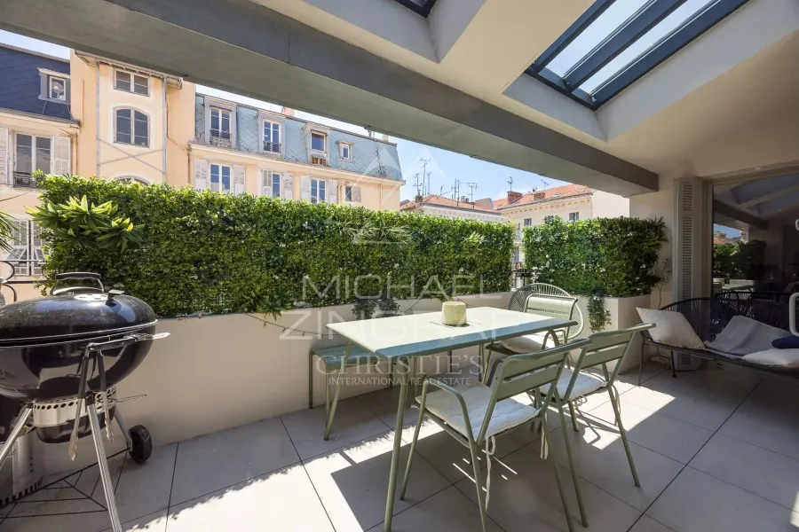 NICE Centre – Duplex moderne dans immeuble bourgeois avec grande terrasse - 2