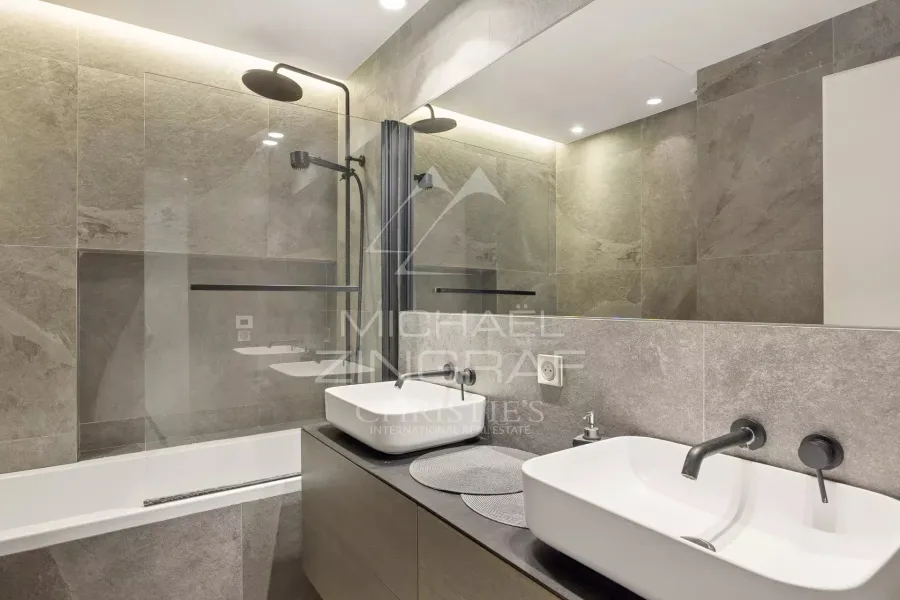 NICE Centre – Duplex moderne dans immeuble bourgeois avec grande terrasse - 8