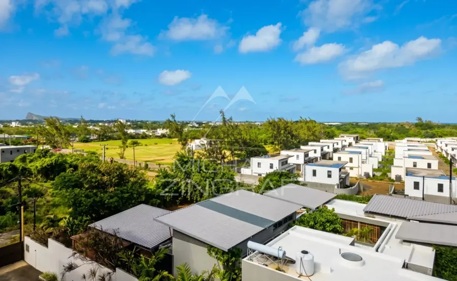 Penthouse d’Exception avec Rooftop & Piscine Privée | Pereybère