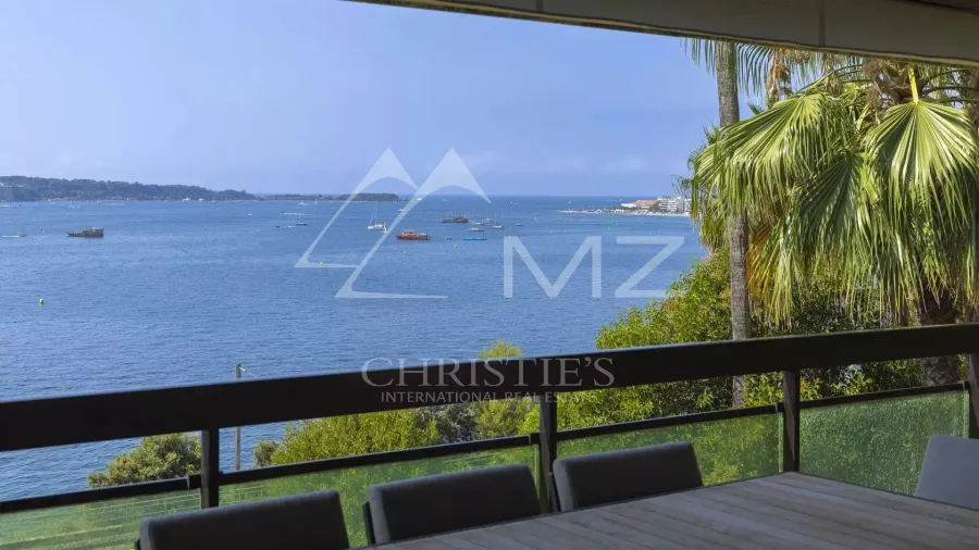 Magnifique appartement contemporain à la vue mer féerique - 4