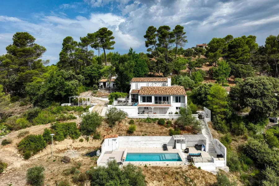 Vue panoramique exceptionnelle sur le lac d'Esparron – Au cœur des Gorges du Verdon - 5