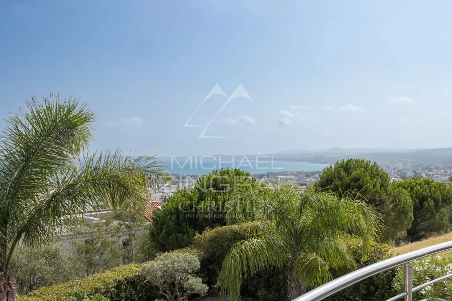 Proche Nice - Domaine privé et vue mer panoramique - 4