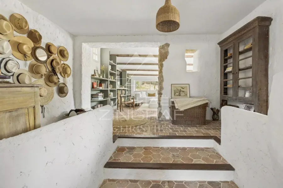 Character property in Cotignac – A Provençal estate surrounded by vineyards, olive trees and the art of living - 4