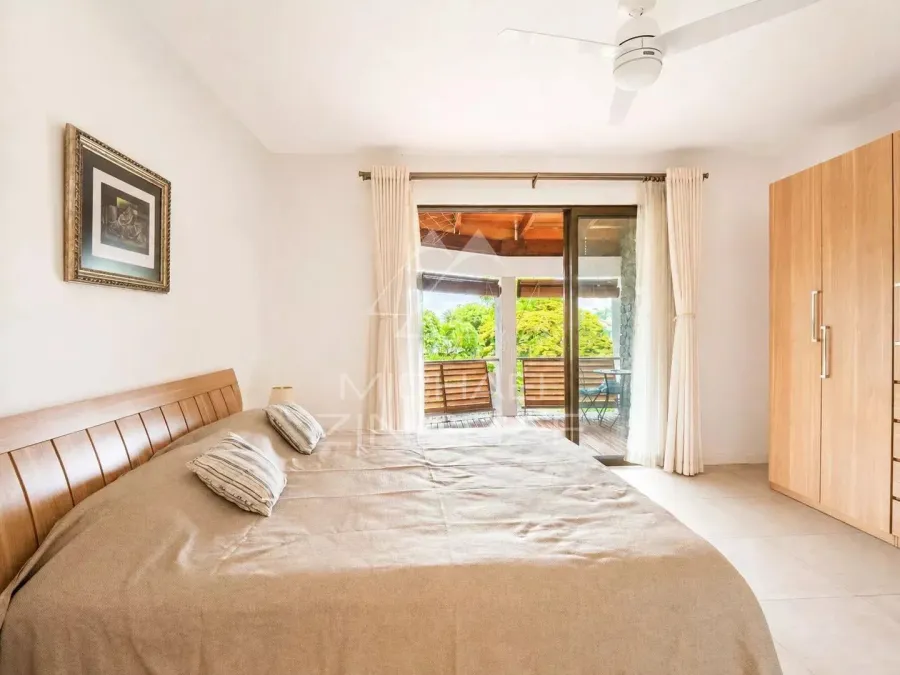 Élégant duplex meublé de 3 chambres en suite avec jardin – Rivière Noire - 7