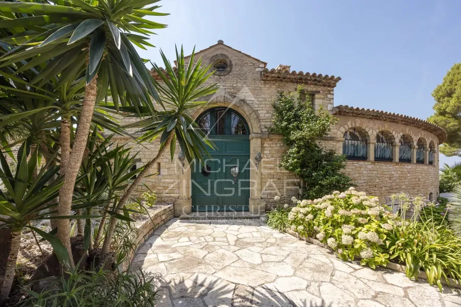 Exclusivité Mas d’exception avec vue mer panoramique au Cap d’Antibes - 7