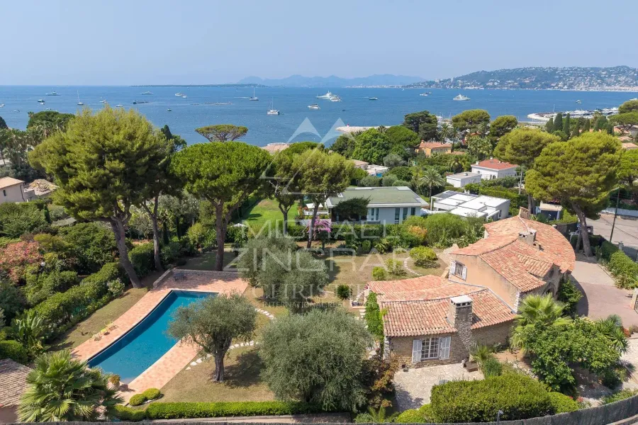 Exclusivité Mas d’exception avec vue mer panoramique au Cap d’Antibes - 2