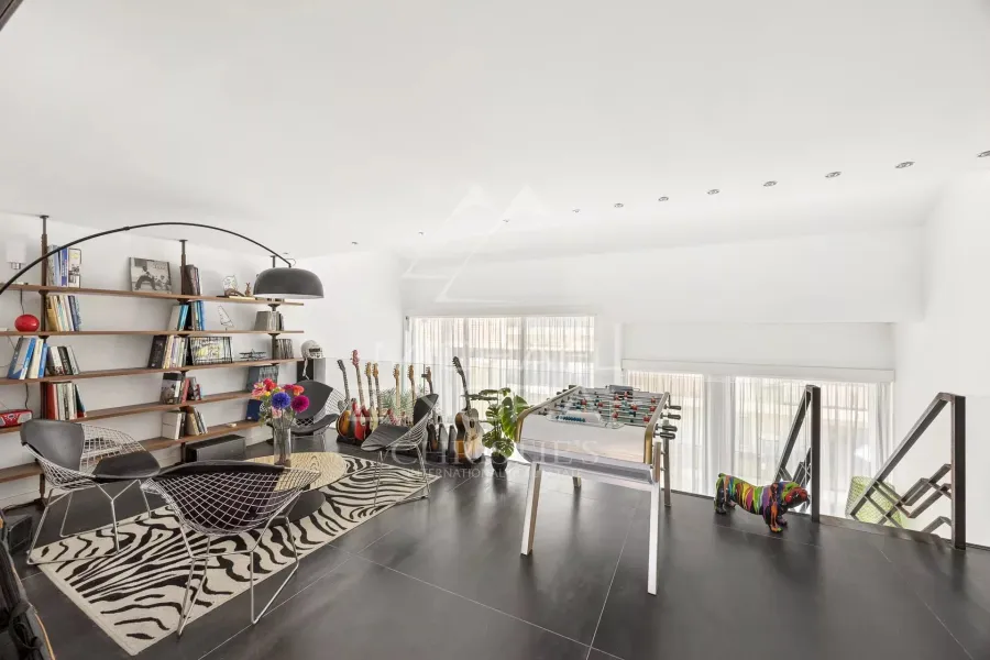 ANTIBES – LOFT D'ARCHITECTE D'EXCEPTION - 4
