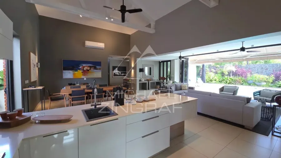 Villa contemporaine d'exception à Pereybère - 6