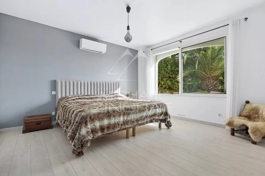 Propriété vue mer dans un écrin de sérénité - 9