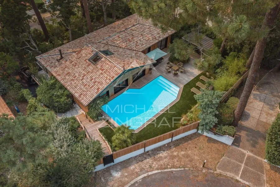 Villa 5 suites entièrement rénovée au Pyla - 3