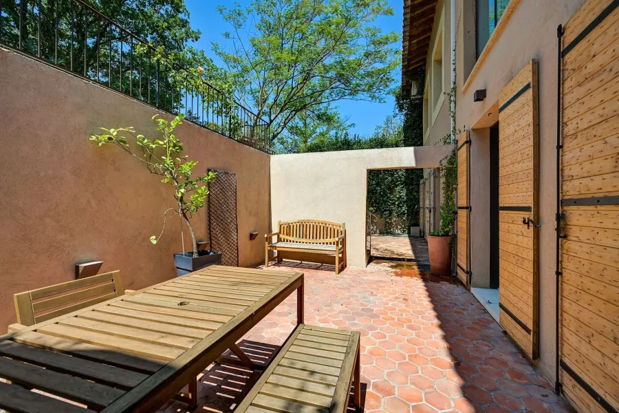 À quelques minutes du cœur d'Aix-en-Provence – Propriété d'exception de 12 pièces de 650 m² sur 1,2 hectares - 7