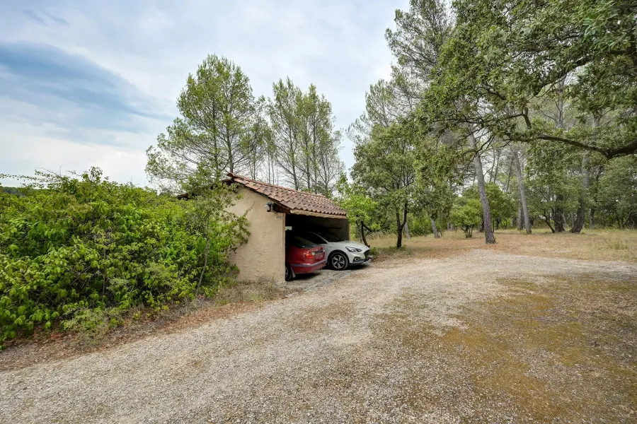 A 14 km d'Aix en Provence, maison familiale avec deux logements, oliveraie - 8