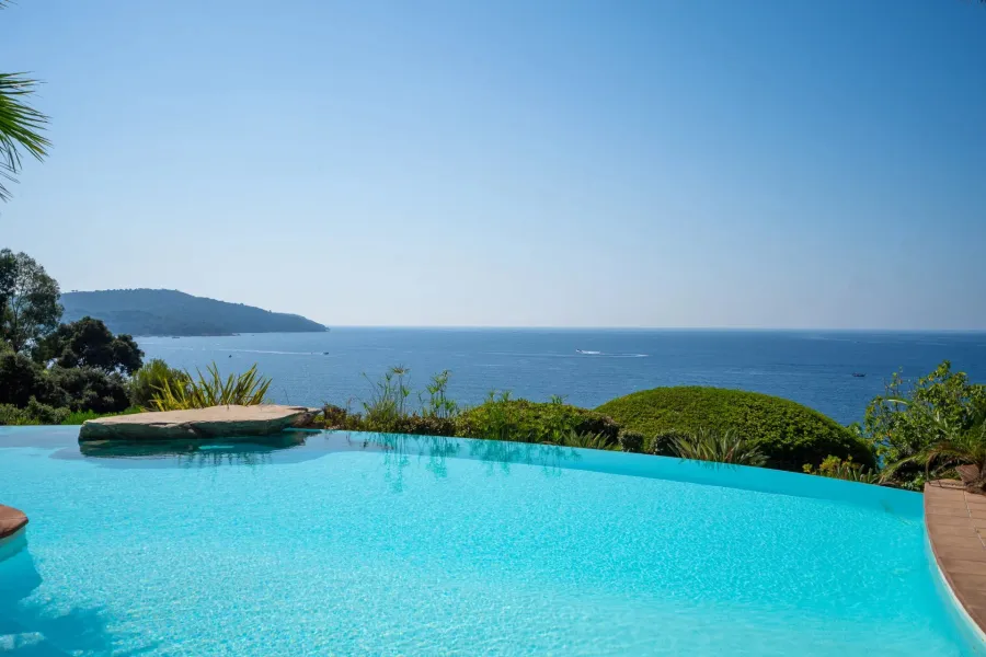 Gigaro - Proche Saint-Tropez - Villa pieds dans l'eau - 3