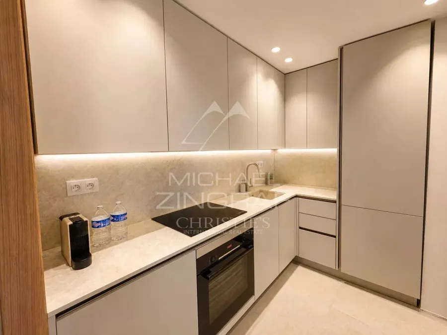 CANNES CROISETTE – EXCEPTIONAL CROSSING APARTMENT WITH SEA VIEW - 5