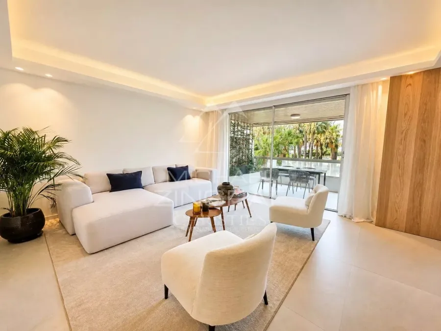 CANNES CROISETTE – EXCEPTIONAL CROSSING APARTMENT WITH SEA VIEW - 4