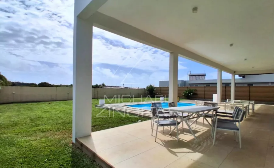 Villa familiale élégante avec piscine à Charmoses - 3