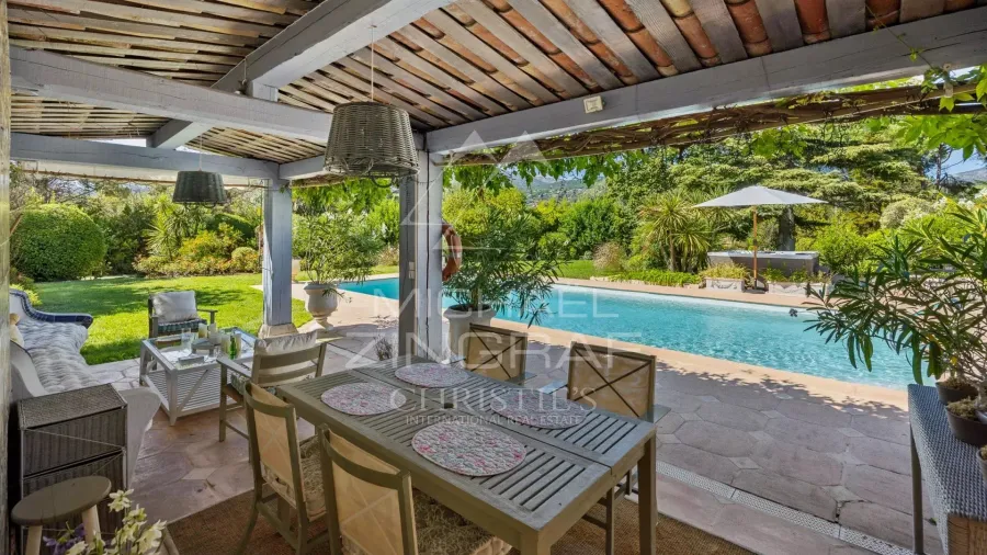 Villa provençale dans un domaine sécurisé - 4