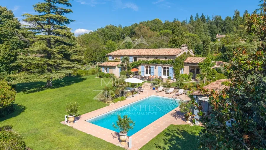 Villa provençale dans un domaine sécurisé - 2
