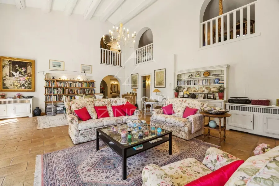 Villa provençale dans un domaine sécurisé - 6