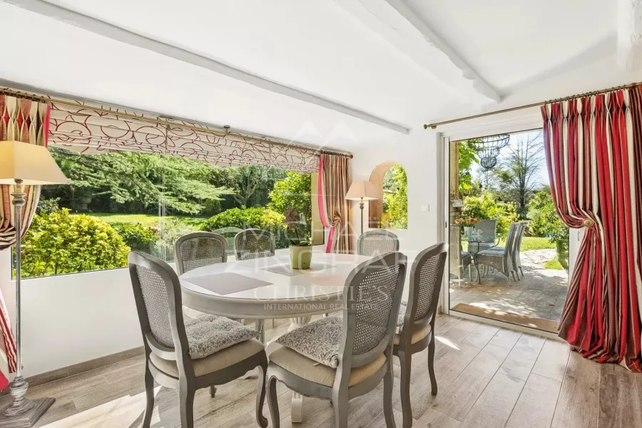 Villa provençale dans un domaine sécurisé - 8