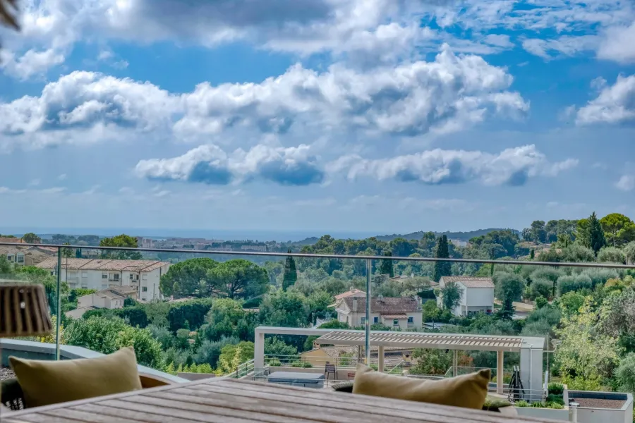 Mougins - Villa contemporaine avec vue mer - 5 chambres - 5