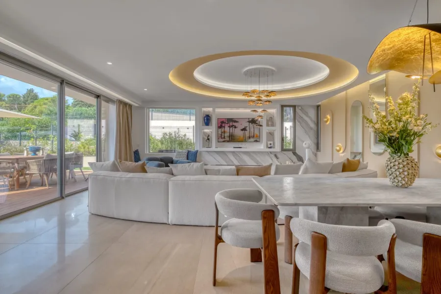 Mougins - Villa contemporaine avec vue mer - 5 chambres - 9