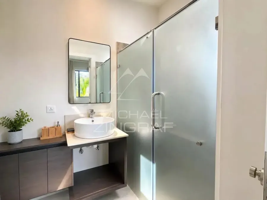 Élégant Appartement 3 Chambres avec Rooftop Privé à Flic en Flac - 5
