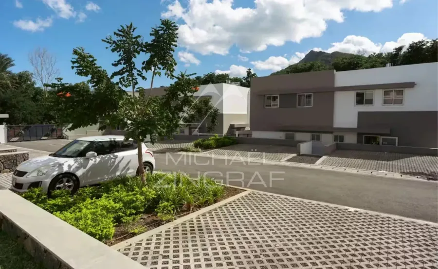 Duplex 3 Chambres à Rivière Noire - Un Art de Vivre Moderne avec Piscine Privée - 9