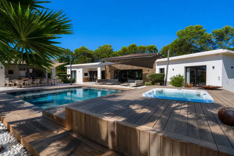 MODERNE VILLA – POOL – RUHIGE LAGE - 4