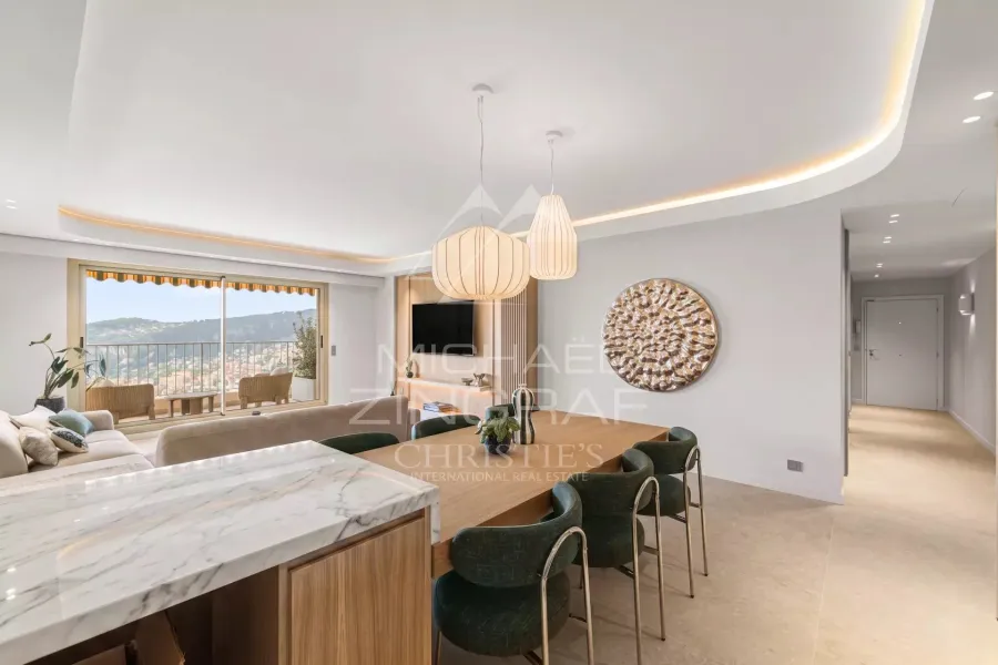 VILLEFRANCHE-SUR-MER — APPARTEMENT D’EXCEPTION AVEC VUE MER PANORAMIQUE - 2