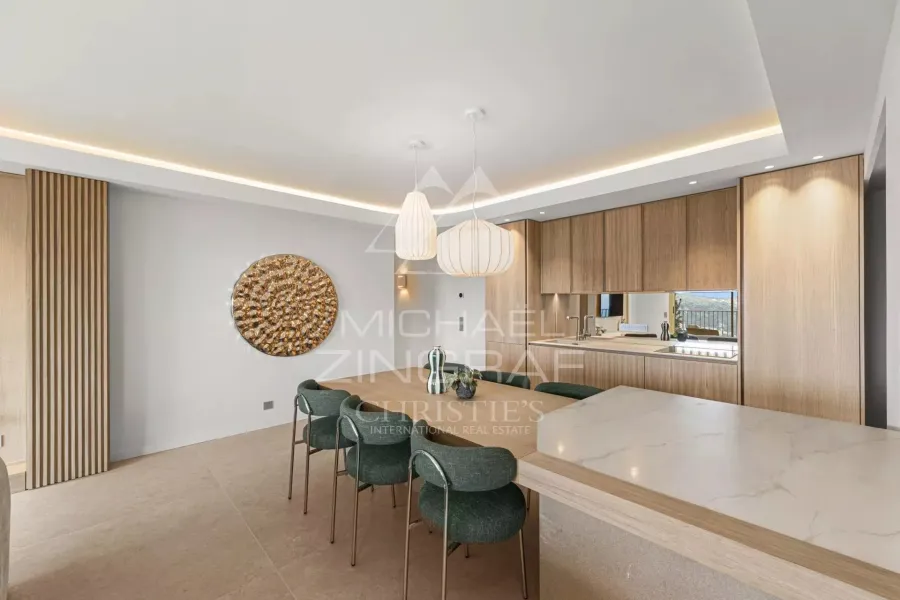 VILLEFRANCHE-SUR-MER — APPARTEMENT D’EXCEPTION AVEC VUE MER PANORAMIQUE - 7