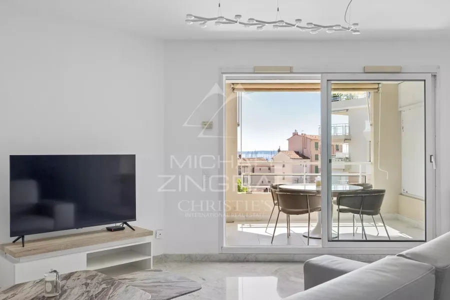 Exclusivité - Golfe-Juan – Appartement traversant rénové avec terrasse, piscine et parking - 2